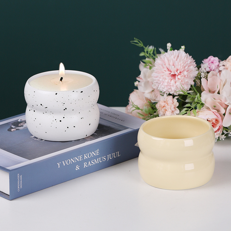 Custom logo empty ceramic candle jar donut shape ceramic candle cup for home decoration