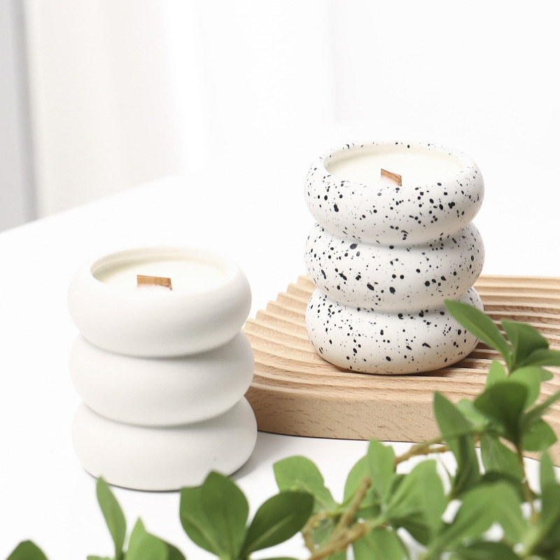 Nordic Minimalist Doughnuts Style Empty Ceramic Candle Cup Custom Logo Matt Luxury ceramic Candle Jars Wholesale