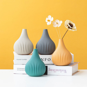 Hot sale modern Nordic Luxury Geometric Ceramic Vase table decoration Macaron color Dried flower porcelain vase for home decor