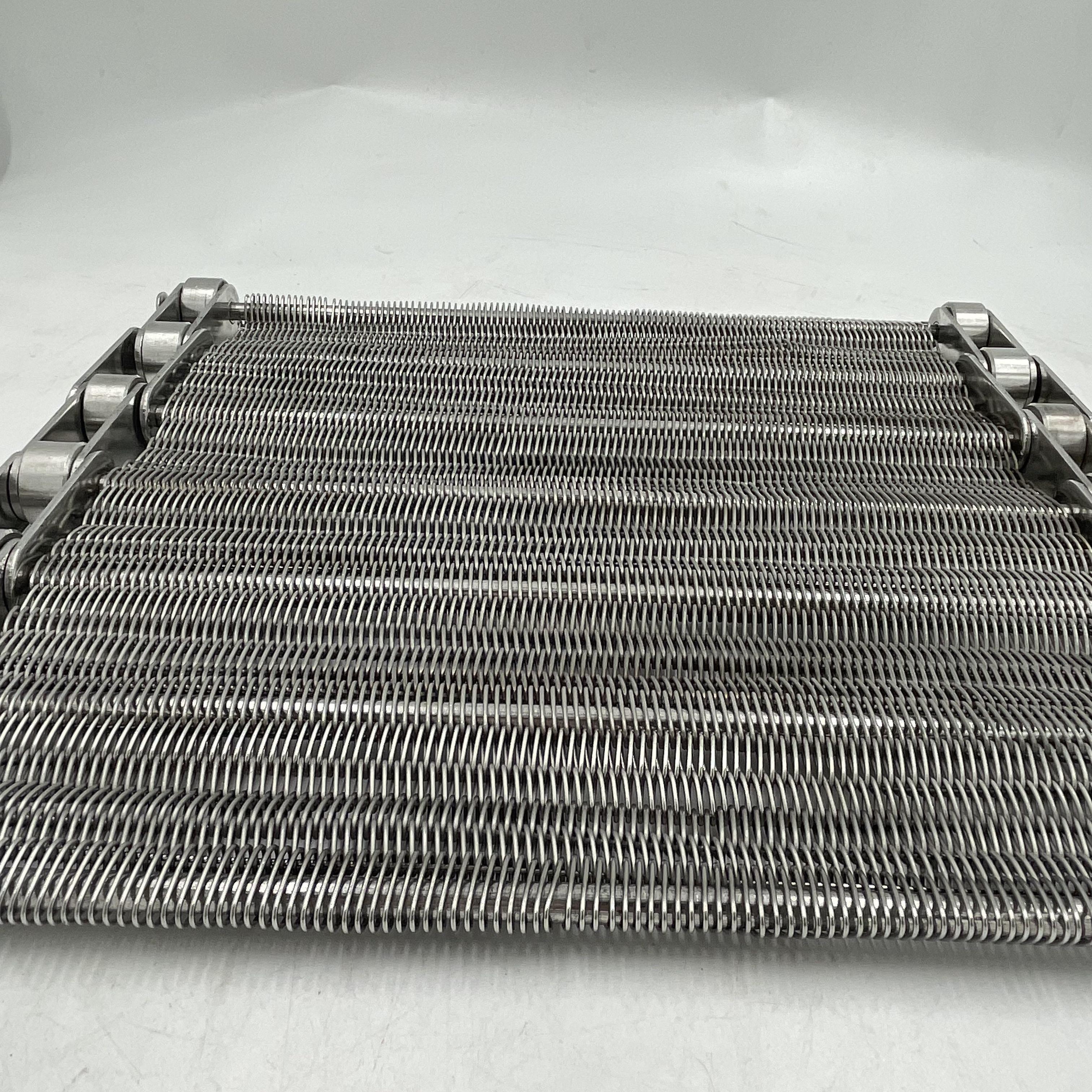 Food grade stainless steel mesh conveyor belt for frying machine with mesh belt seafood cleaning machine with chain mesh belt