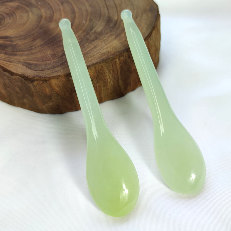 100% Natural Xiuyan Jade Gua Sha Spoon Body Massager Natural Jade`Face Gua Sha Care Tool Guasha Tool Acupuncture Pen for Face