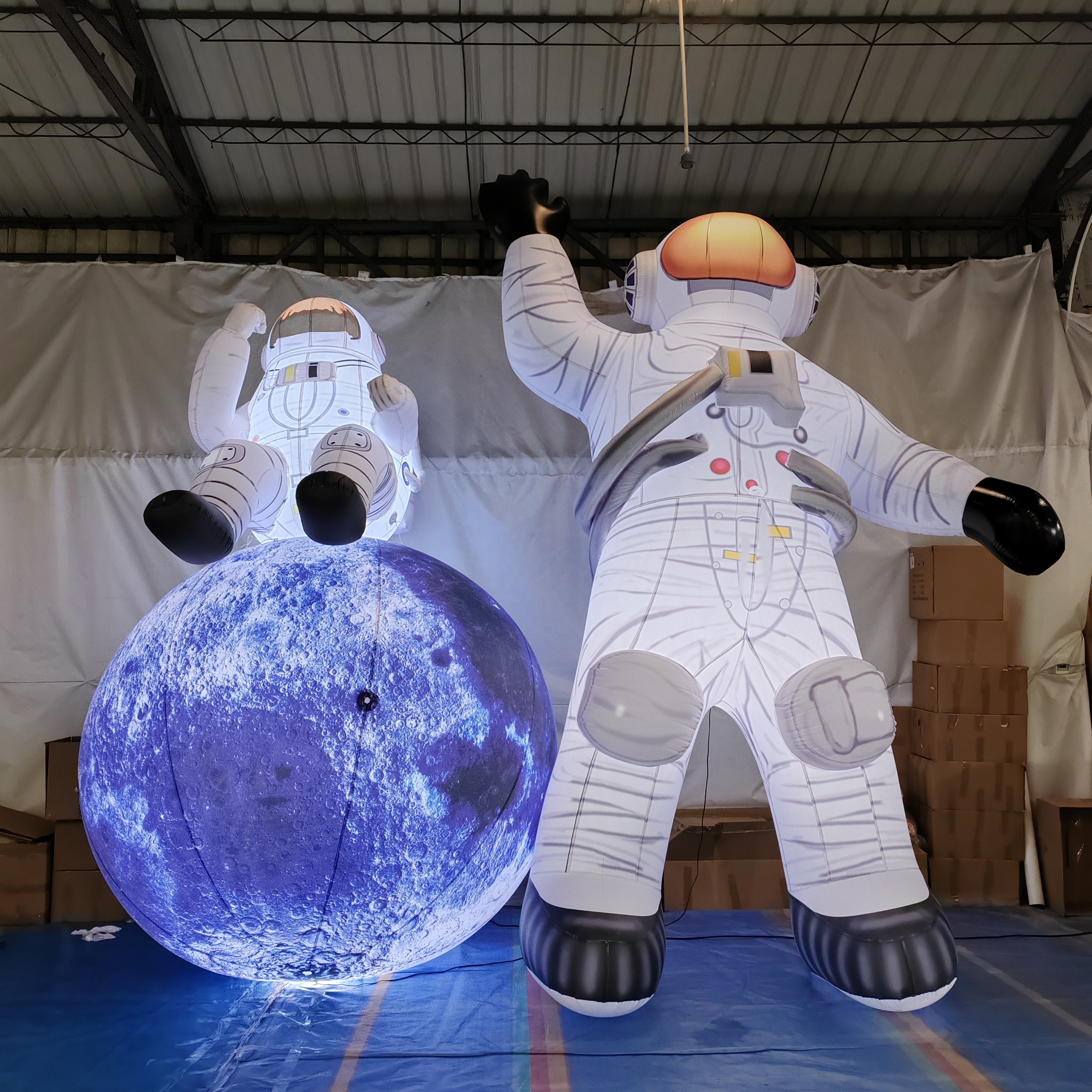 Custom inflatable astronaut with planet model outdoor decor with LED lights