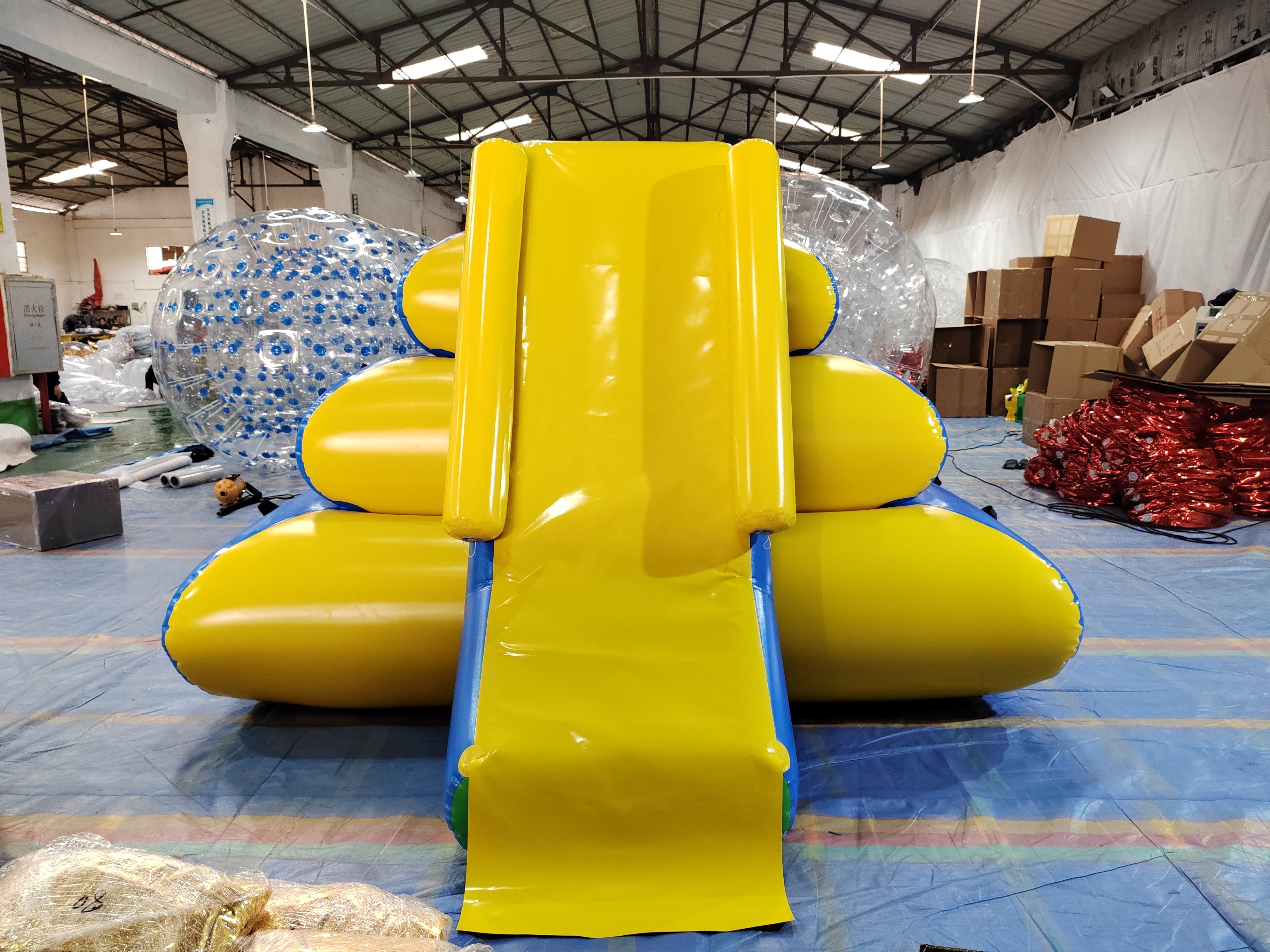 Outdoor Inflatable Water Park Game Mini Slide Water Floating Kids Slide