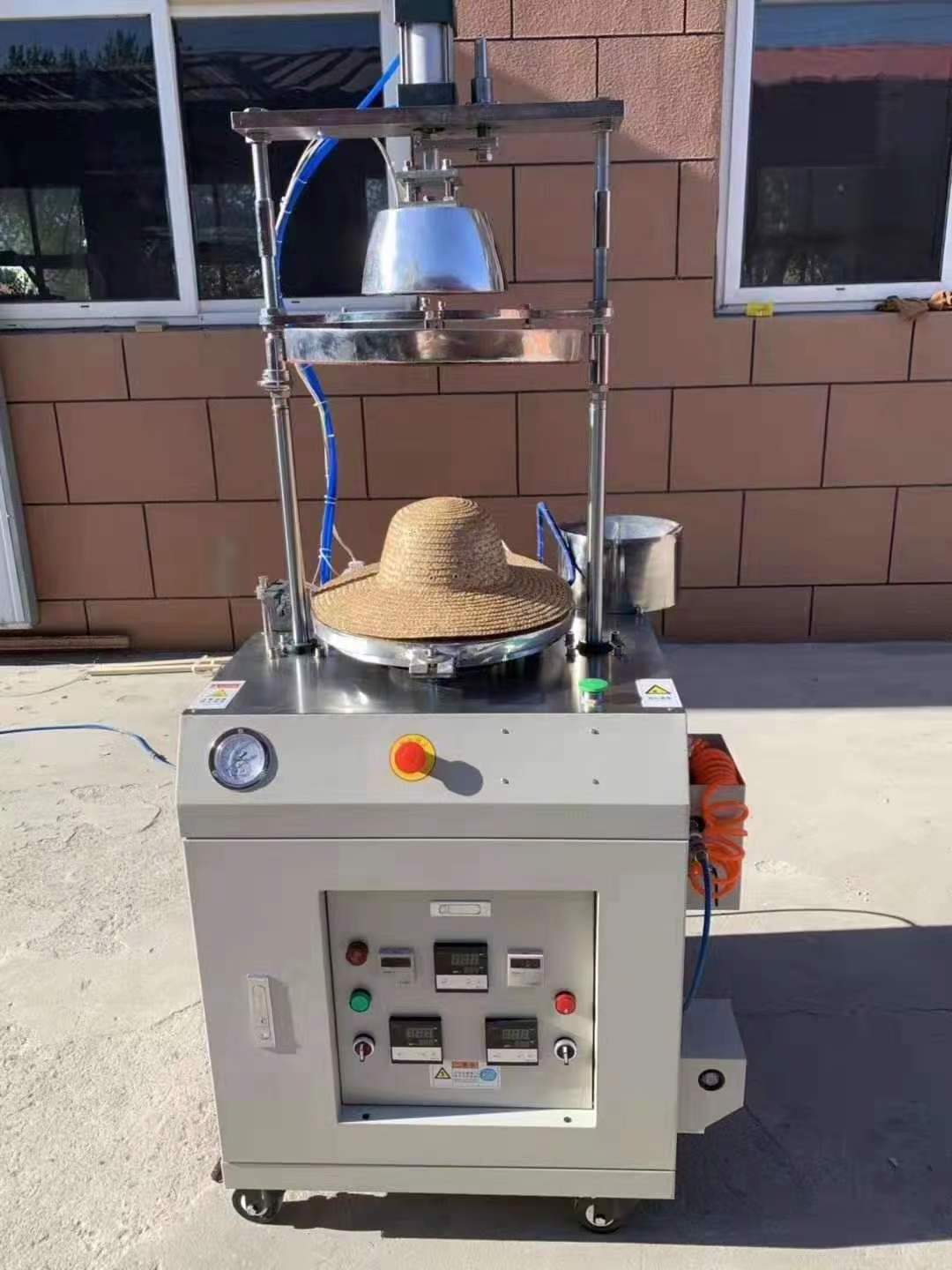 Bucket hat blocking machine high quality iron facility with boiler reset hats shape with steam renew hats