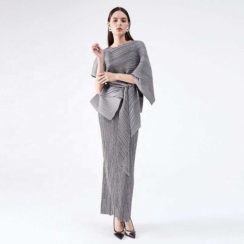 New arrival Miyake Pleated  Wholesale 100% Polyester Solid Slimming Sequin Evening Elegant Free Size Dress