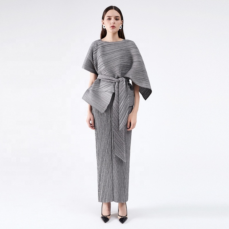 New arrival Miyake Pleated  Wholesale 100% Polyester Solid Slimming Sequin Evening Elegant Free Size Dress