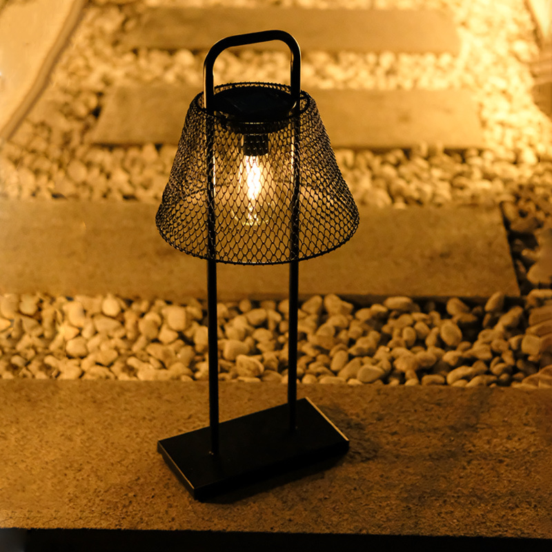 Outdoor Garden illumination Home Decor Metal Wire Braided Lampshade Tall Stand Solar lamp