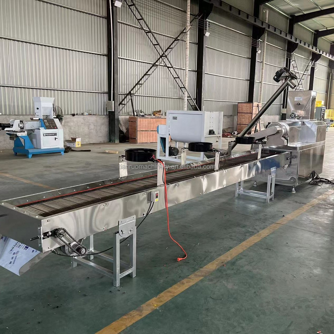 factory price rice corn chips puffing machine  rice wheat corn puff snack extruder machine price