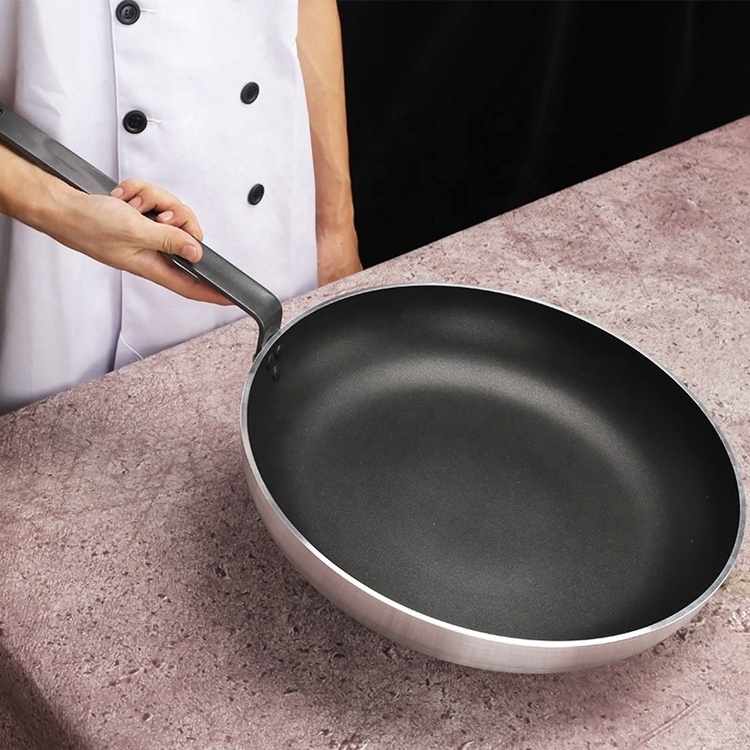 Wholesale Commercial Cooking Pan 20-40cm Nonstick Chef's Pan 4-5mm Aluminum Non Stick Sauce Frying Pan