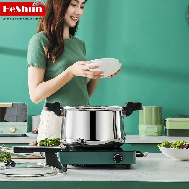 New Design Energy-saving Cookware Kitchen Supplies 22cm 26cm 304 Stainless Steel Pressure Pot Cooker with Tempered Glass Lid