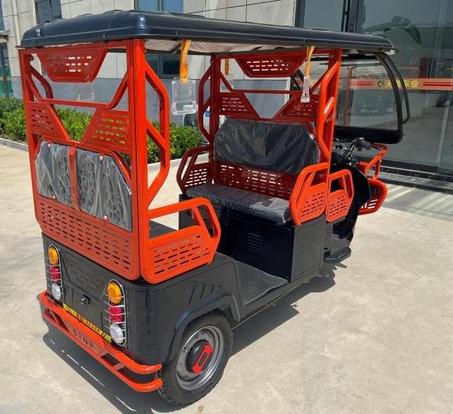 2024 China Best Selling Tuk Tuk Taxi 1500w Motor electric Tricycle for Sale 3 wheel motorcycle for taxi with low price