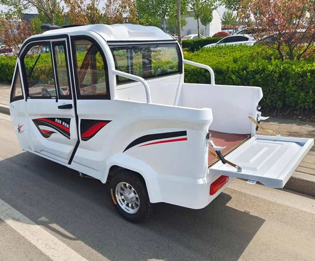 2023 motorized tricycle 650w 3 wheels vehicles small tuk tuk car elderly electric passenger tricycle for adults