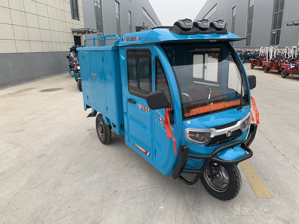 3 Wheel Electric Motorcycle Car with Cabin/electric Scooter Enclosed with Passenger Seat/cargo Tricycle for Adults Digital 60V