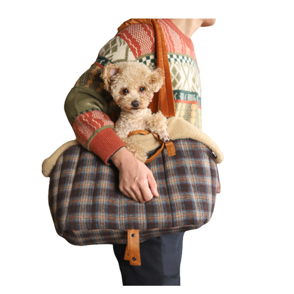 Premium Pet Travel Portable Bag Luxury Dog Bag Carrier Double Layers Pet Carrier Bag with safety leash