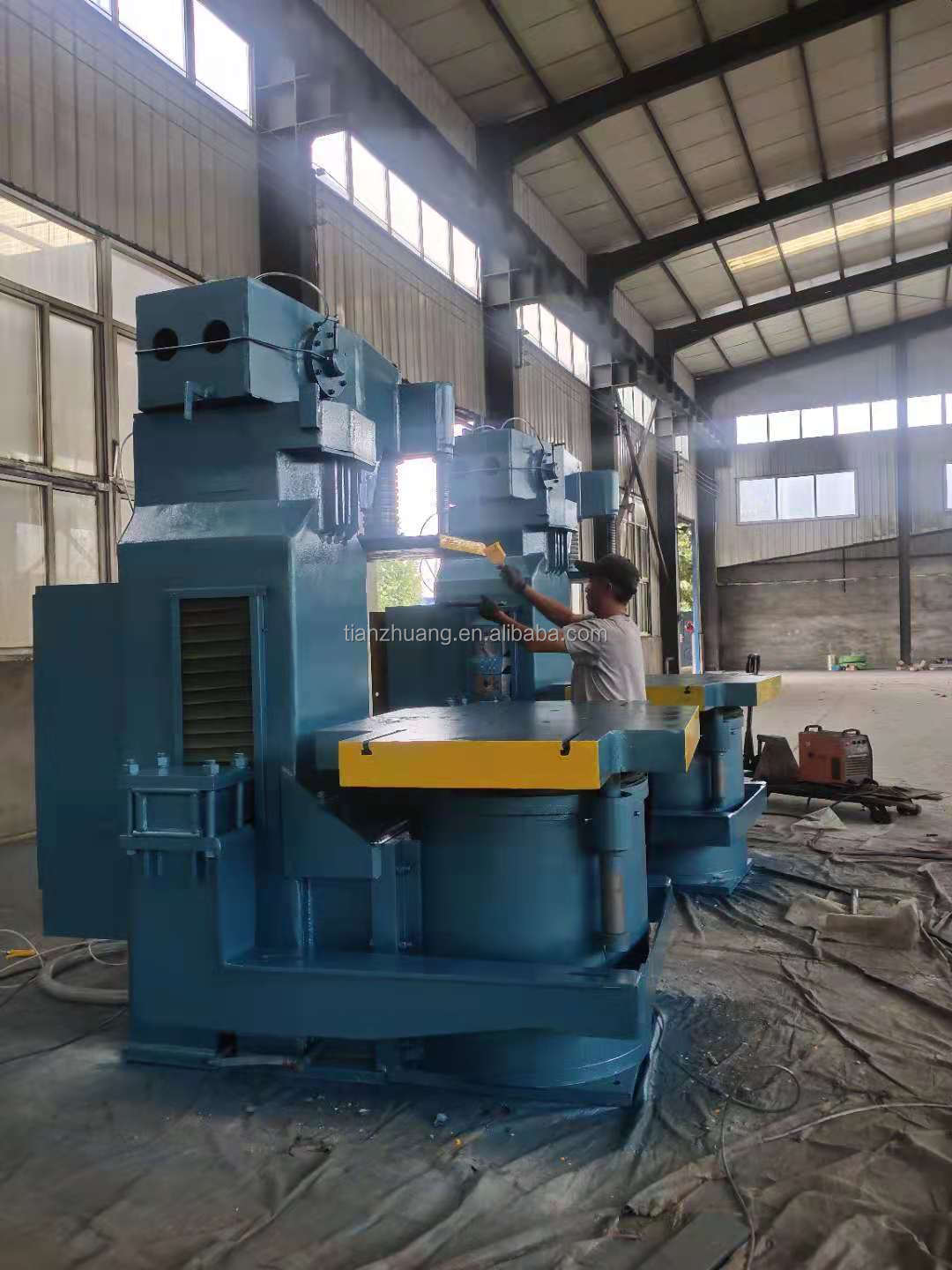 Manual Jolt Squeeze Microseism Moulding Machine Foundry Green Sand Casting Molding Machine