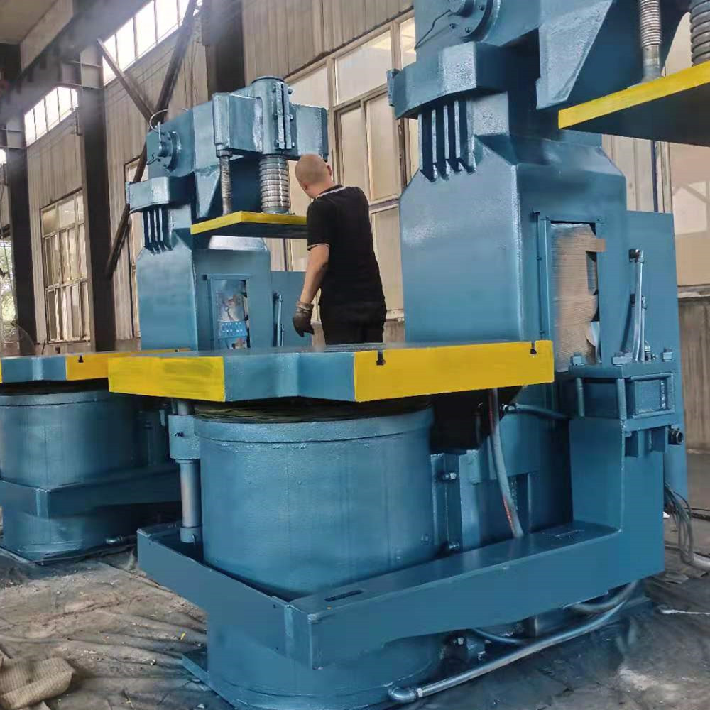 Manual Jolt Squeeze Microseism Moulding Machine Foundry Green Sand Casting Molding Machine