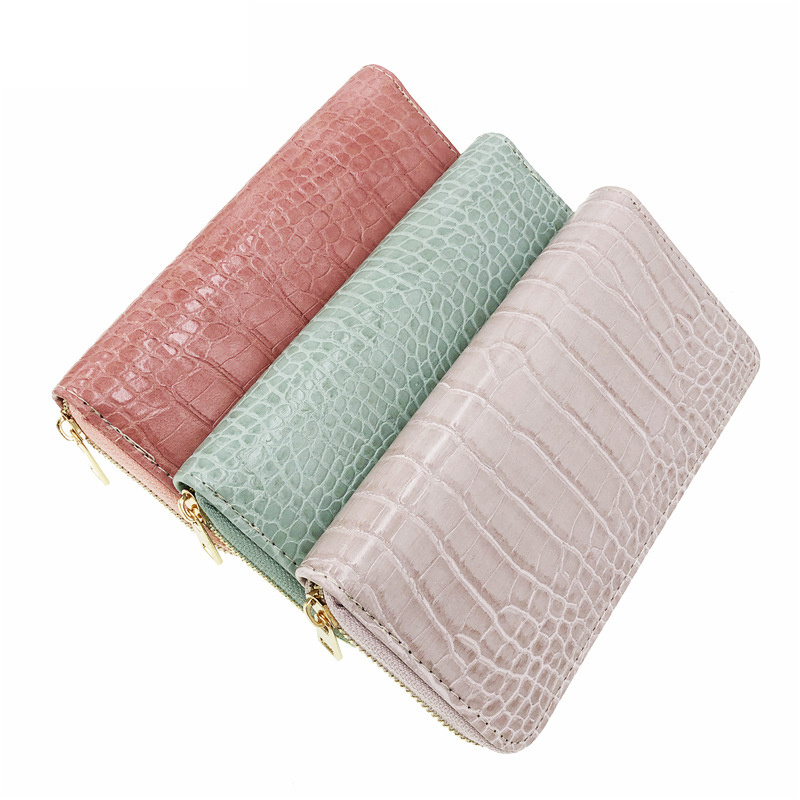 New 2023 High Quality Embossed Pure Color Snake Skin Pattern PU Faux Ladies Wallets Clutch