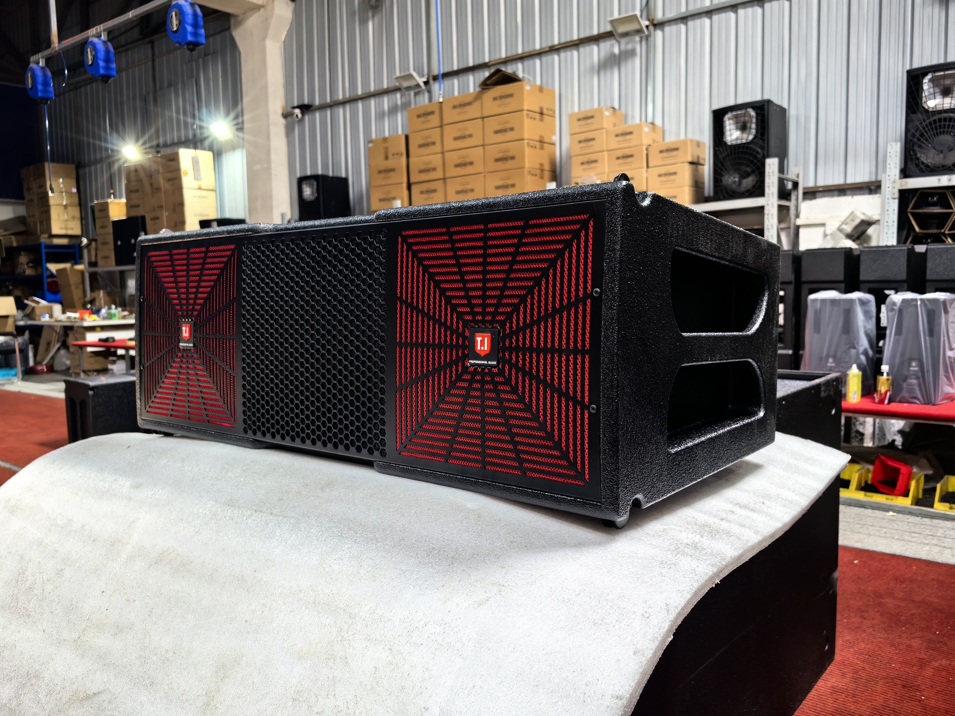 Professional Passive Powered Speaker dj Sound Equipment Double 12 Inch Three Way Audio Line Array with 21 Inch Subwoofer