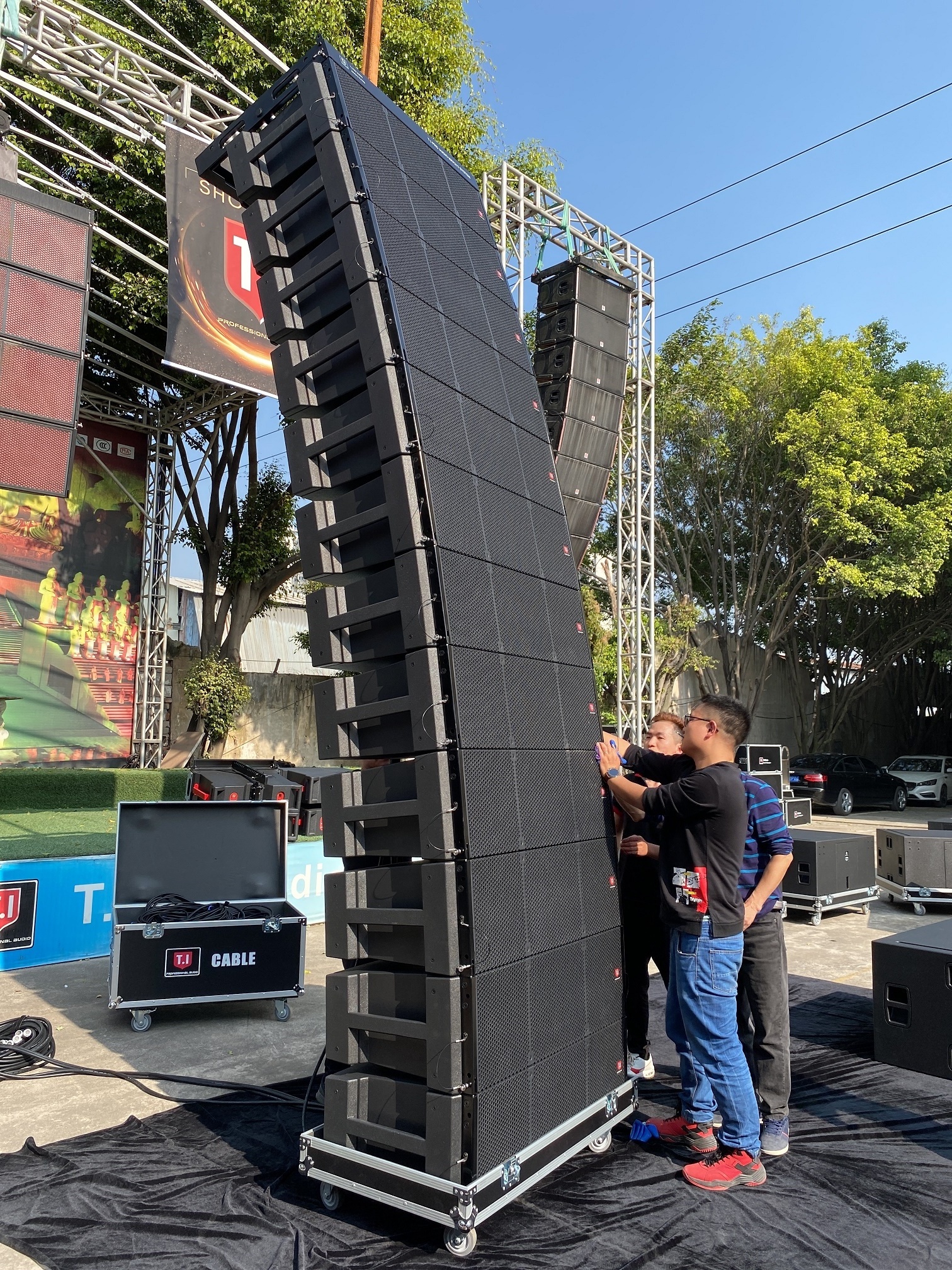 High-end waterproof passive line array system dual 12 inch three way concert sound system speakers