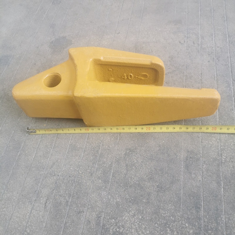 205-70-19570  Bucket Teeth For Excavator Komatsu PC200 Pin and Lock 205-939-7120