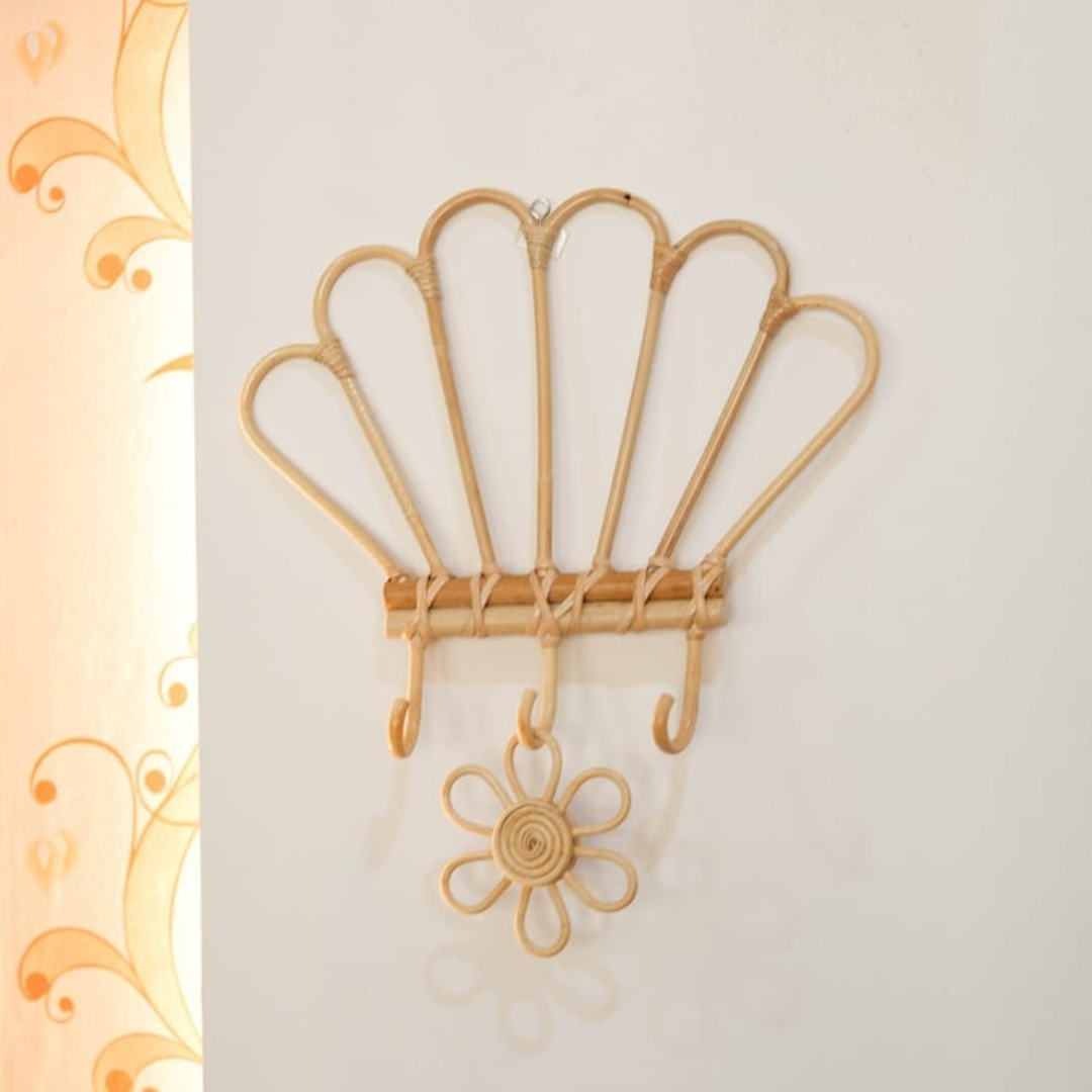 Delightful House Decor: Basic Rattan Shell Wall Hook, Sturdy and Perfect for Kids Room | Versatile Clothes Hanging Hook