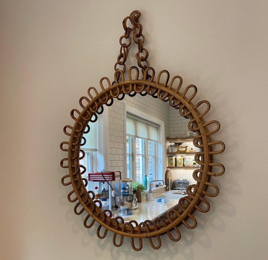 CHEAP PRICE Vietnam Handcrafted Sustainable Material House Decor Rattan Wall Hanging Brown Mirrors