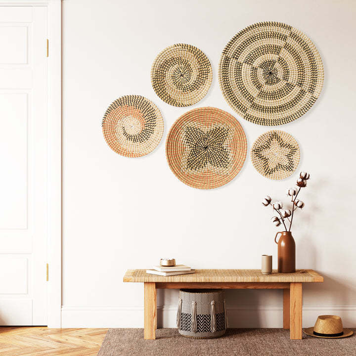 Rustic Charm Collection: Set of 5 Round Handmade Decorative Wall Hangings in Basic Rustic Style for House and Wall Decor