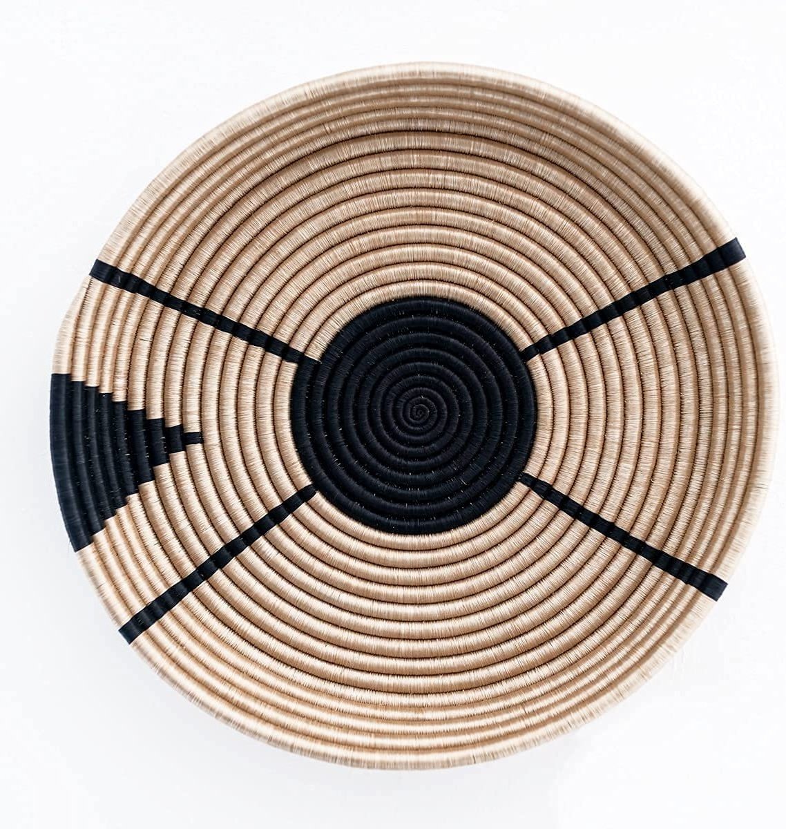 Hot Selling Multicolor Adorable Flower Round Handicraft Rattan Wicker Seagrass Plate Hanging Wall Decor For Livingroom