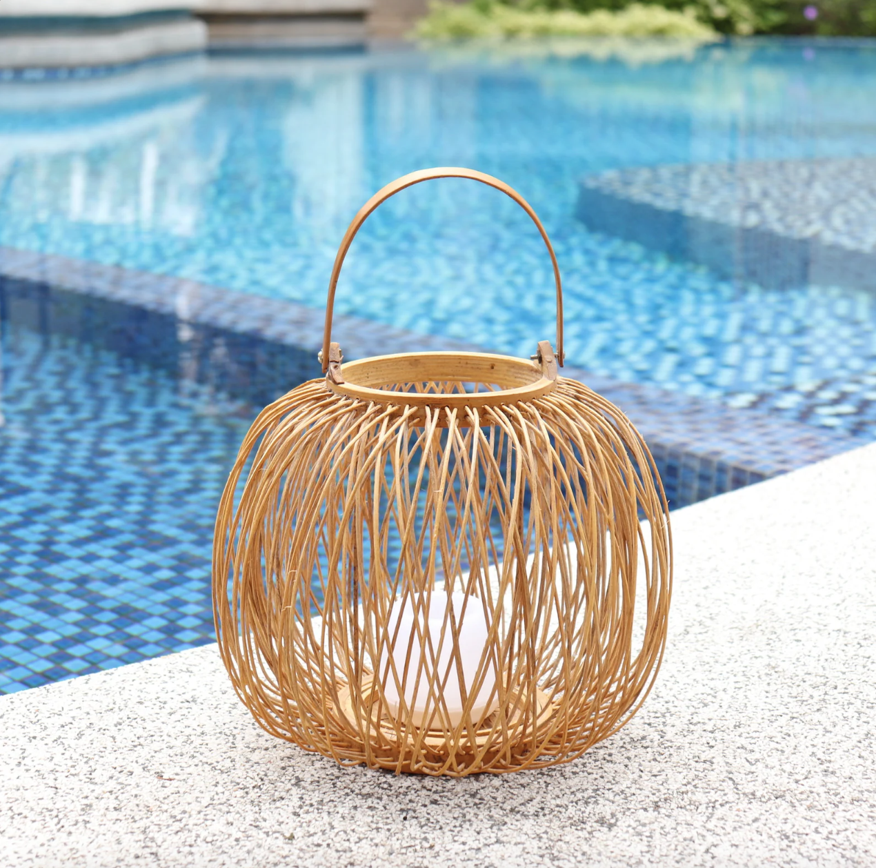 SUPER HOT Amazon US Vietnam Romantic High Quality Natural Rattan House Decorative Lanterns