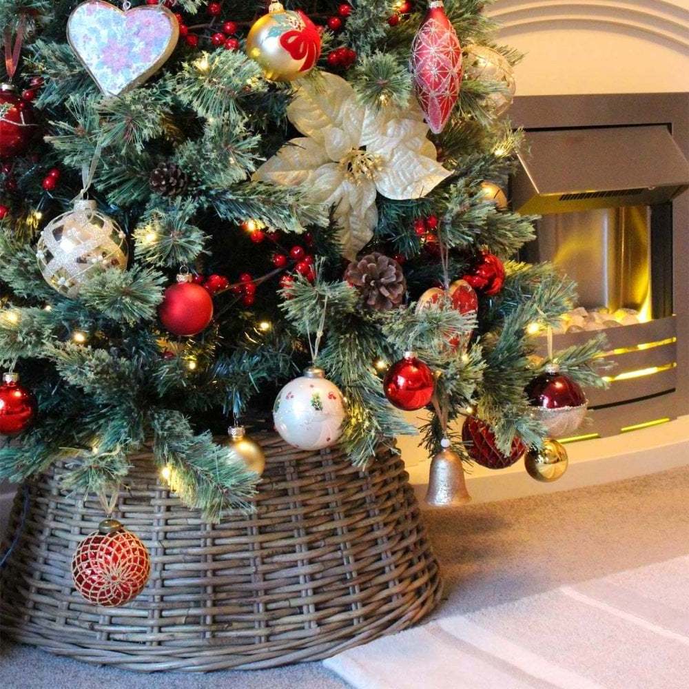 Direct manufacturer & exporter of the best basket to use for a Christmas tree stand Christmas Tree Wicker Skirt