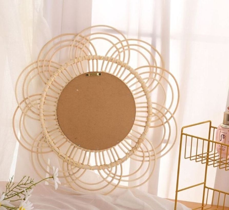 Hot Product 2022 Perfect Handmade Natural Round Makeup Mirror, Wall Mirror Crafts Rattan Flower Wall Decor