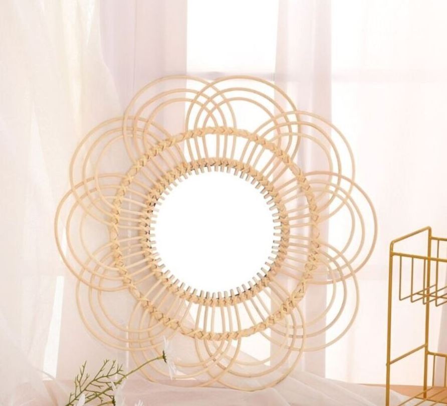 Hot Product 2022 Perfect Handmade Natural Round Makeup Mirror, Wall Mirror Crafts Rattan Flower Wall Decor