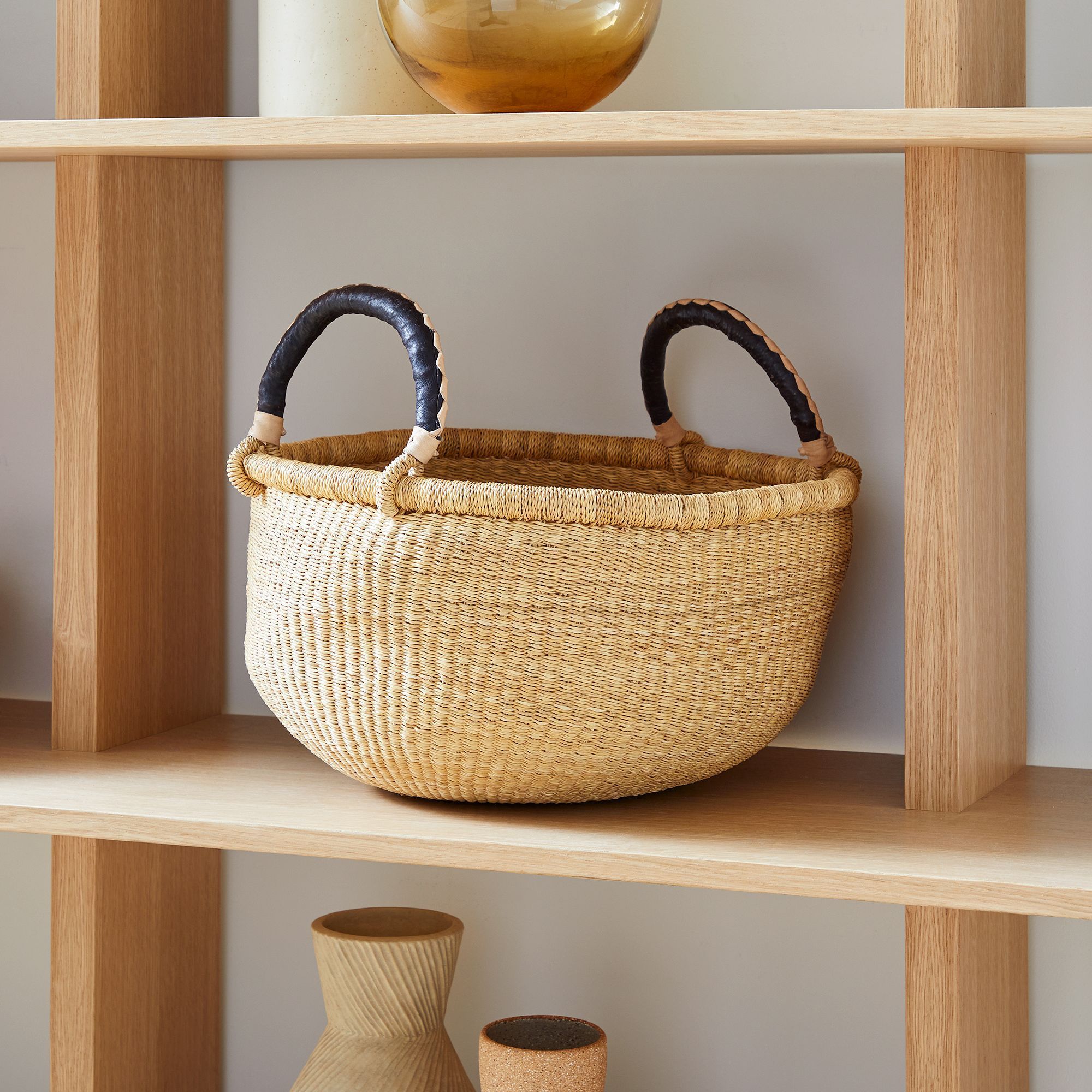 Wholesale Best Selling 2023 Premium Handwoven Moma Bolga Baskets - Big Blue Boho Chic Storage Sustainable African Craftsmanship