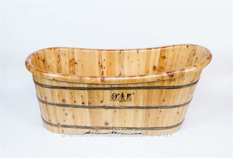 2020 new products soaking Oval teak bathtub acrylic shape wooden spa tub manufacture Relieve fatigue