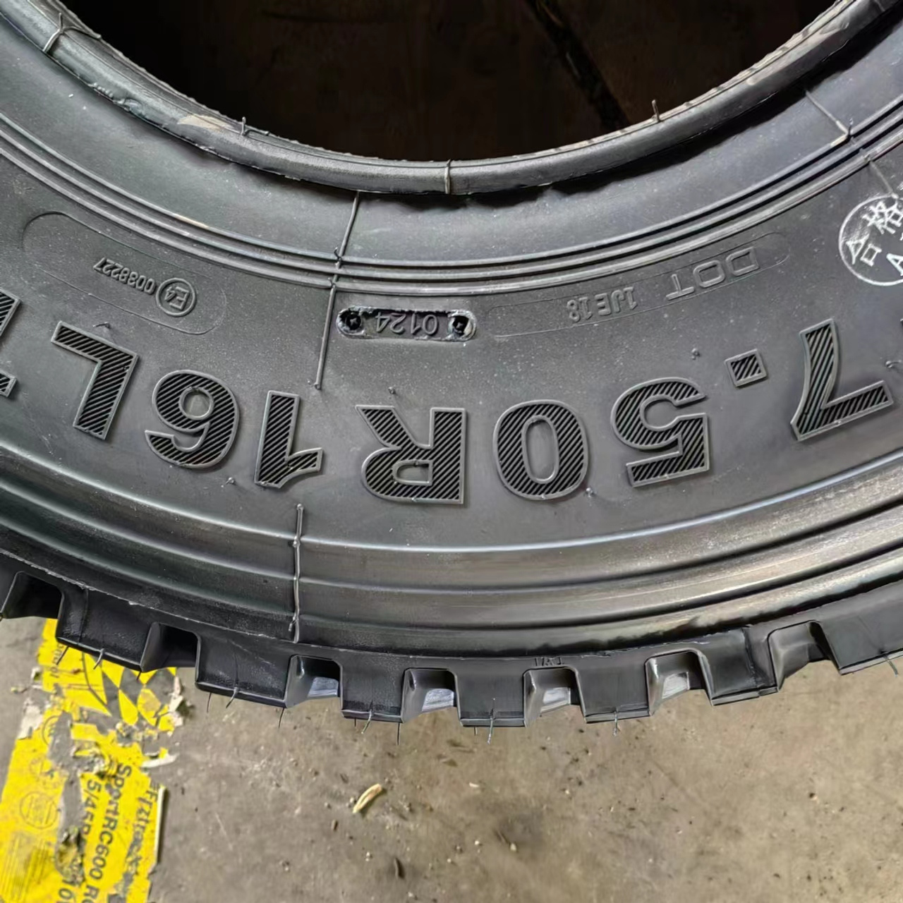 All position light truck SHIMO Brand Truck Tire 7.50R16LT YONGSHENG FACTORY