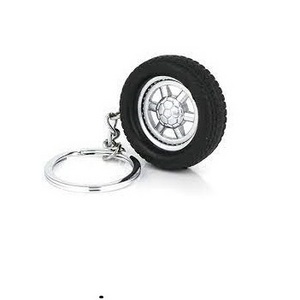 Wholesaler Antique Glossy Finished 3D Design Tyre Shaped Metal Brass Keychain Best Metal Brass Keychains