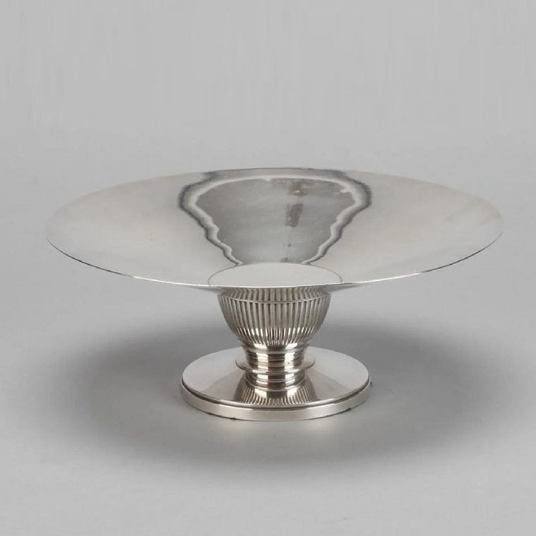 Aluminum Plated Cake Stand With Standing Base With Antique Finishing Cake Holder Metal Stand For Cake