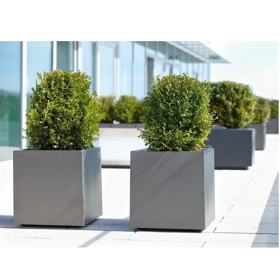 Metal Flower Planter Handmade Factory Customized Flowering Garden Planter Wholesale Supplies Flower Planter