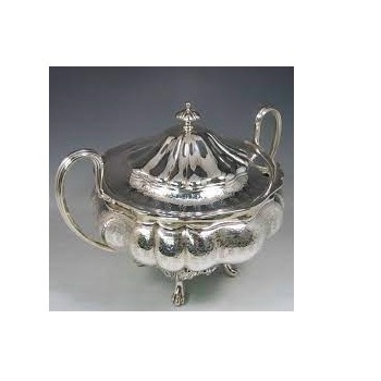 Large Selling Stainless Steel Tureen Shiny Polished Metal Food Warmer Tureen for Euro Soup Catering Services