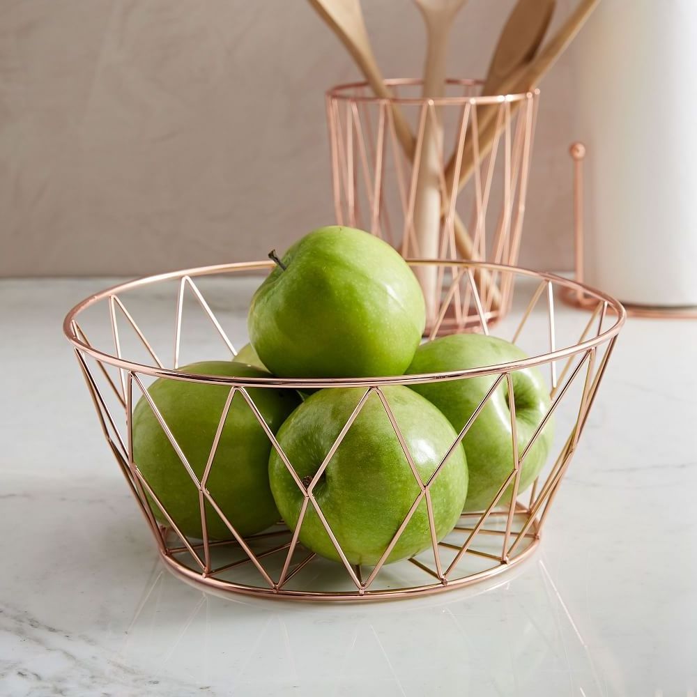 Unique Style Iron Metal Handmade Creative Countertop Fruit Basket Use at Home Kitchens for Storing Fresh Fruits and Vegetables