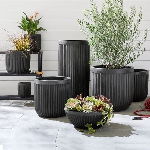 Artisan Stone Sphere Nordic Style Flower Planters for Home Interior and Outdoor Decorative Garden Usage