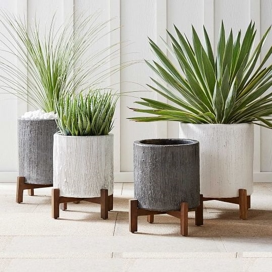 Artisan Stone Sphere Nordic Style Flower Planters for Home Interior and Outdoor Decorative Garden Usage