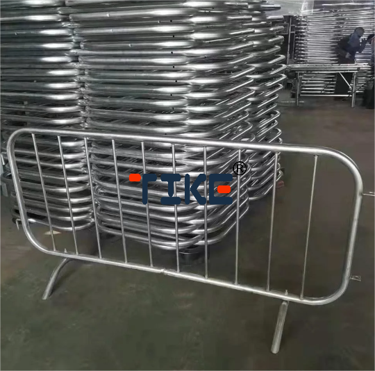 Galvanized security fence panels/ Powder Coated Crowd Control Barrier Fence for Concert