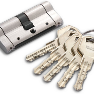 Euro profile Italian style armoured  door cylinder lock with key with enhance bar and groove design