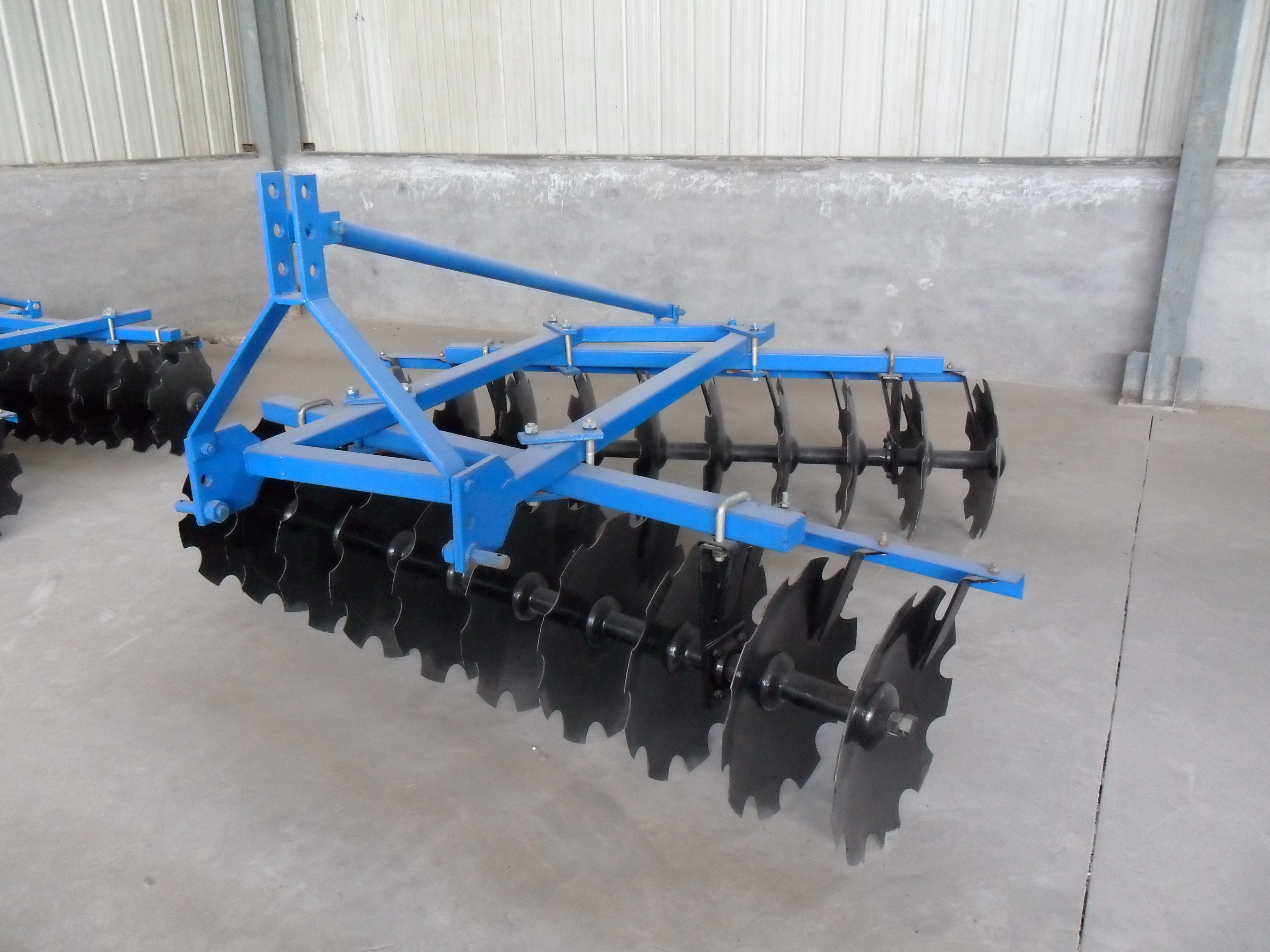 atv disc harrow blades spacer spool offset disc harrow for tractor walking tractor china price agricultural offset disc harrow