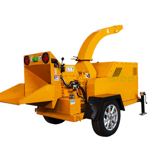 Hot sale new designed powerful 50 hp self powered Diesel Wood Chipper Machine Hydraulic feeding Mobile wood chipper shredder