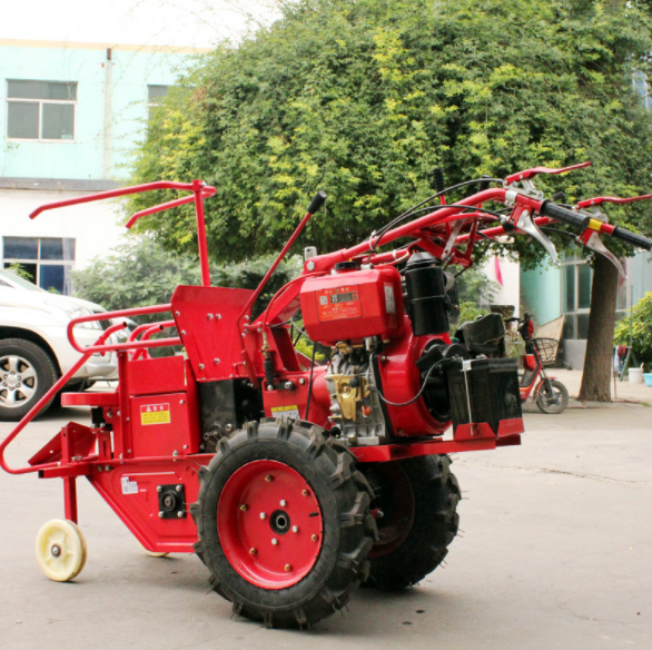 Single row corn maize harvest manual cob sweet silage peeling roller corn combine picker harvester for walking tractor mounted