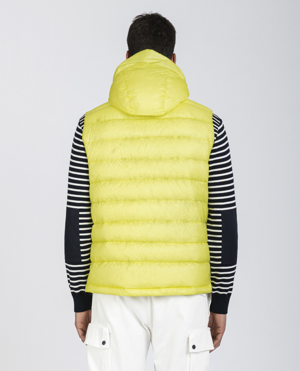 2022 OEM Men's High Quality Washable Winter sleeveless Puffer Jacket Made of 100% Polyester