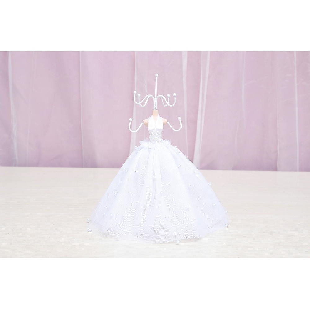 White elegant doll jewelry hanging display necklace holder mannequins