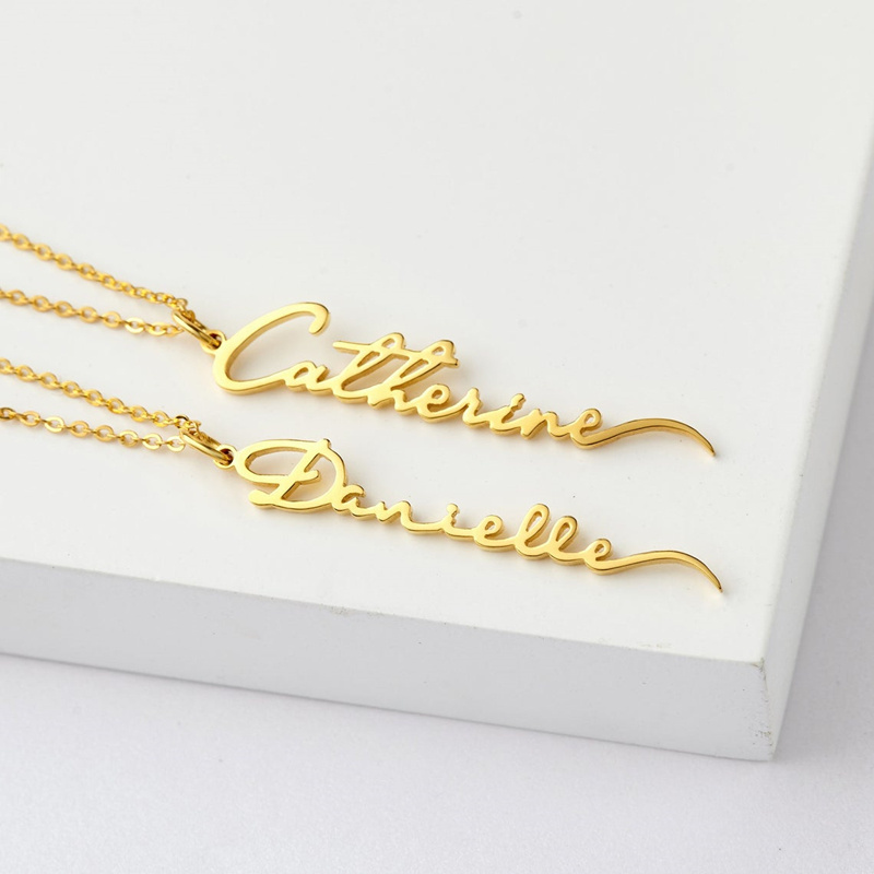 Stainless Steel Customized signature vertical name necklace Jewelry vacuum Gold plating Custom NamePlate Necklace